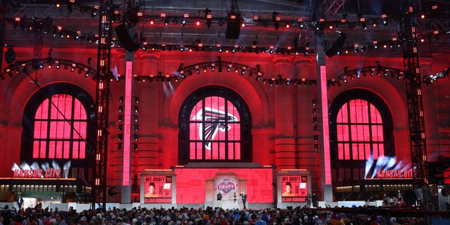 Vista de la escena durante el Draft de la NFL