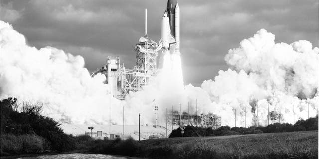 Launch of Discovery April 24, 1990