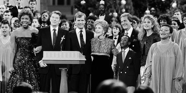 Natalie Cole, President Ronald Reagan, NBC News Tom Brokaw, First Lady Nancy Reagan, student singer, Pat Boone, Amy Grant