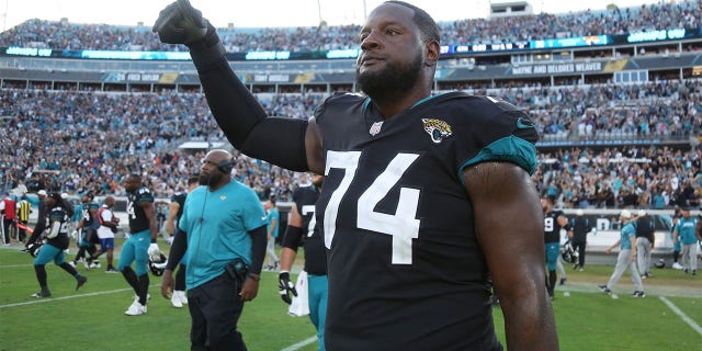 Cam Robinson celebra una victoria