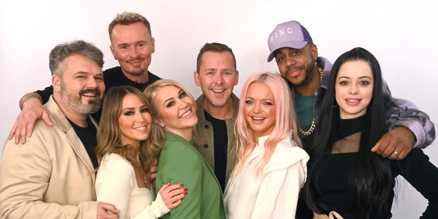 Paul Cattermole, Rachel Stevens, Jon Lee, Jo O'Meara, Scott Mills, Hannah Spearritt, Bradley McIntosh and Tina Barrett of S Club 7.