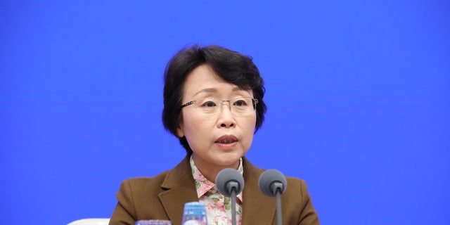 Cao Shumin, Viceministro de Administración del Ciberespacio de China, asiste a la conferencia de prensa de la Oficina de Información del Consejo de Estado (SCIO) para la 6.ª Cumbre de China Digital el 3 de abril de 2023 en Beijing, China.