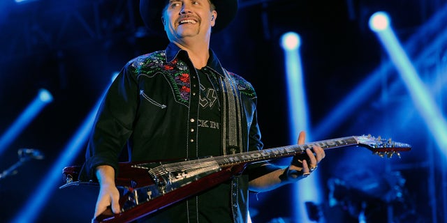 John Rich said he wouldn't throw a "curve ball" to his customers like Bud Light did to theirs.