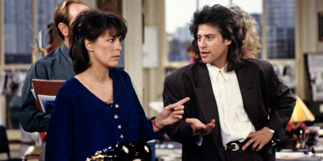 Jamie Lee Curtis and Richard Lewis in a scene from "Anything but Love"