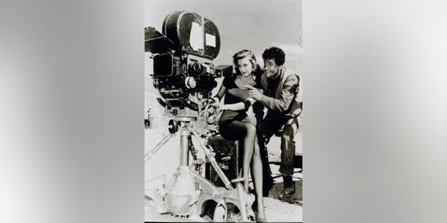 Angie Dickinson became close friends with Dean Martin on the set of their 1960 film "Rio Bravo."