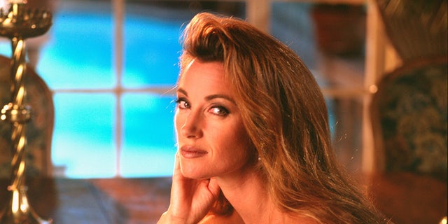 Next photo of Jane Seymour