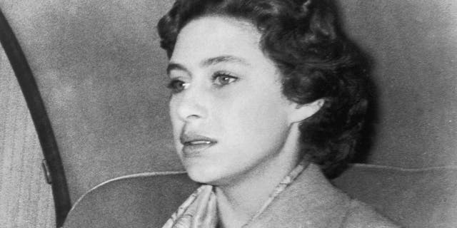 Princess Margaret called off her engagement to Peter Townsend in 1955.