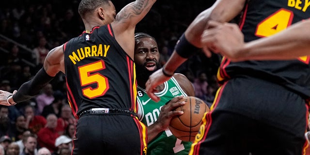 Jaylen Brown navigates the defense