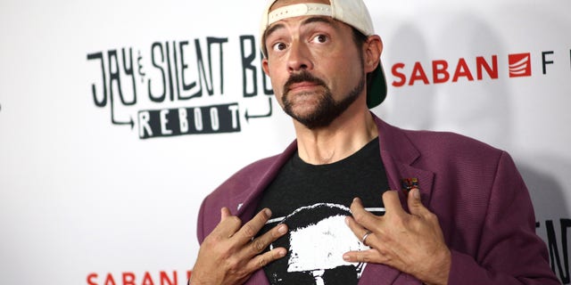 Kevin Smith on the red carpet