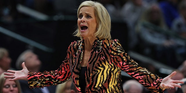 LSU's Kim Mulkey brushes off criticism of Angel Reese: 'She's not ...