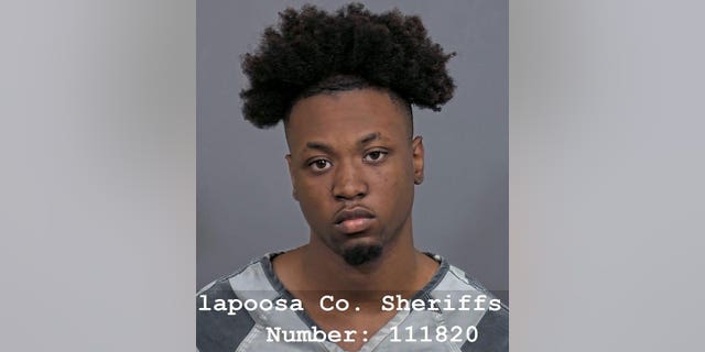 Johnny Letron Brown mugshot