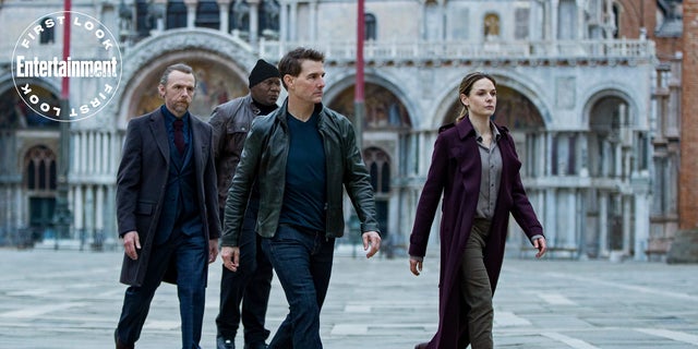 Tom Cruise, Rebecca Ferguson, Simon Pegg, and Ving Rhames in a scene from Mission: Impossible