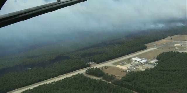 New Jersey Wildfire Grows To 2,500 Acres, Threatening Structures And ...