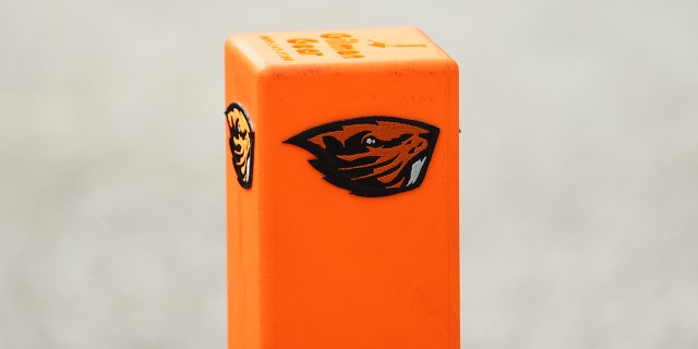Oregon State logo on pylon