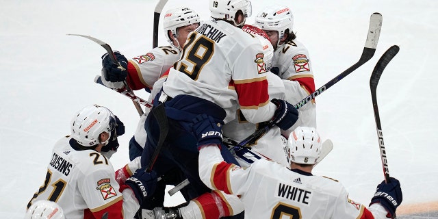 Florida Panthers players celebrate