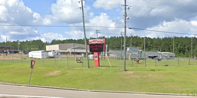 Perry County Sheriff Mitch Nobles praised a couple who saw the girl walking along Highway 98 across from Perry Central High School on Thursday and contacted authorities.
