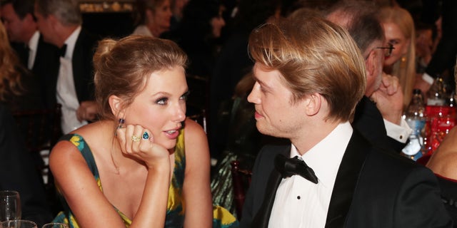 Taylor Swift and Joe Alwyn attend the 2020 Golden Globes.