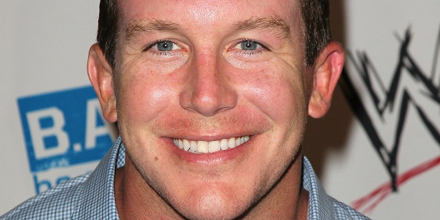 Ted DiBiase Jr. kırmızı halıda