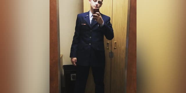 Selfie of Jack Teixeira, the 21-year-old National Guard Airman accused of leaking classified information.