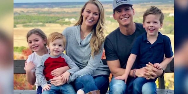 Granger Smith and his family in 2018. 