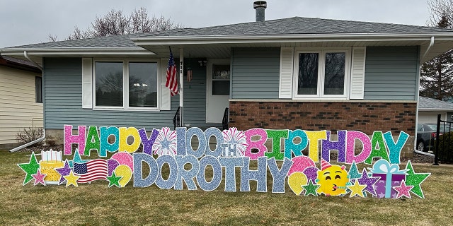 WWII vet dorothy birthday sign