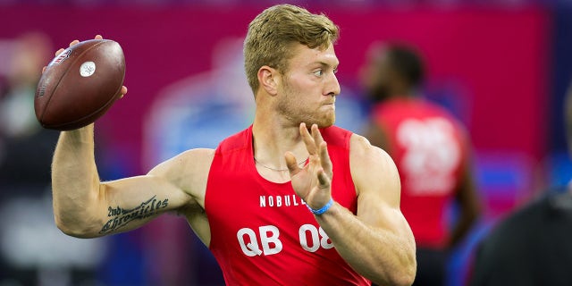 Will Levis pitches at NFL Combine