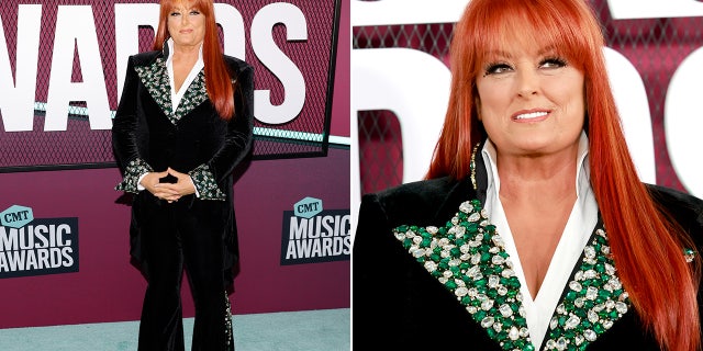 Wynonna Judd sported a black suit with green lapels at the ceremony.