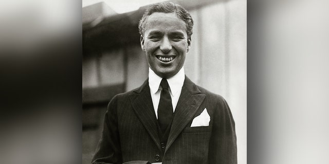 Up-close shot of Charles Chaplin (1889-1977), without mustache. He achieved huge success with the character of "the tramp," a humorous and pathetic character that became world-famous.