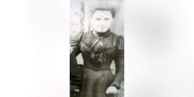 Alice Bennett, Martin's grandmother, died in 1970 and was the initial recipient of the Easter egg. 