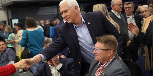 Mantan Wakil Presiden Mike Pence