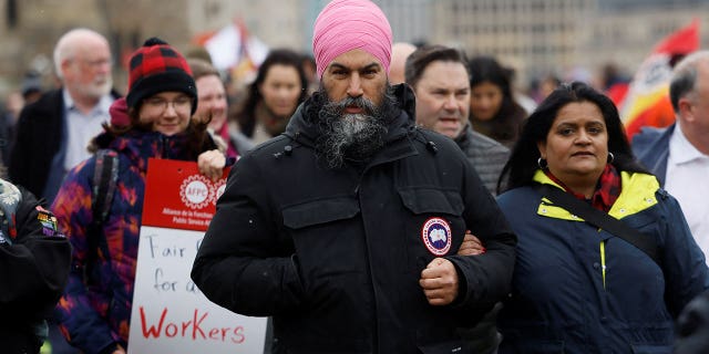 Canadian government workers go on strike, list Indigenous paid leave, anti-racism initiatives among demands canada strike 3 - Canadian government workers go on strike, list Indigenous paid leave, anti-racism initiatives among demands