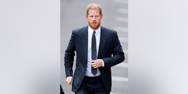 Some royal experts believe Prince Harry's visit to the U.K. will be brief, and he'll head straight back to California.