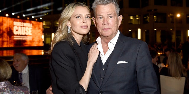 Sara is the middle daughter of David Foster's six children.