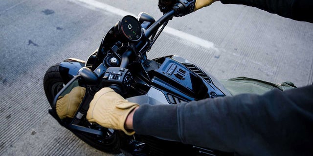 livewire handlebars