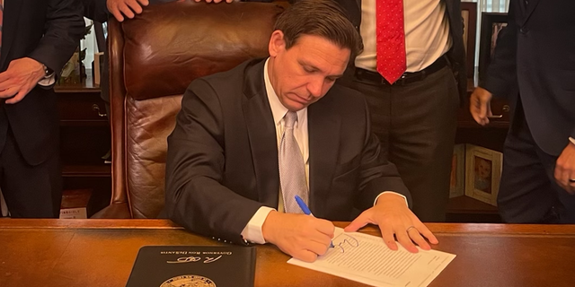 Gov. DeSantis signs constitutional carry bill into law. 