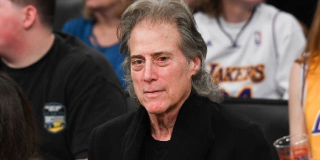 Richard Lewis