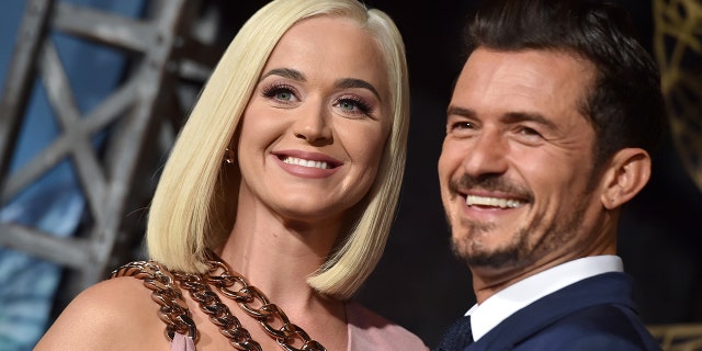 Katy Perry and Orlando Bloom smiling together