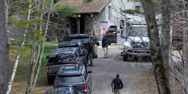 investigators at scene of shooting