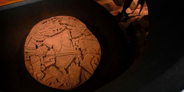 Un monolito que representa a Koyolxauhki está en exhibición en el Museo del Templo Mayor el 29 de marzo de 2023.