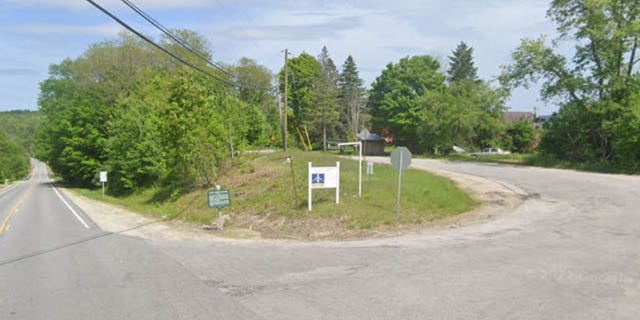 Google screenshot of New Hampshire road
