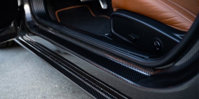 Exomod Customs designed the carbon fiber body.