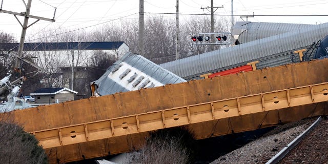 train derailment in OH