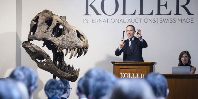 T. rex auction