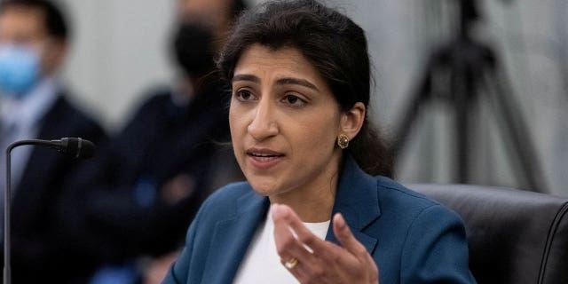 Ketua FTC Lina Khan