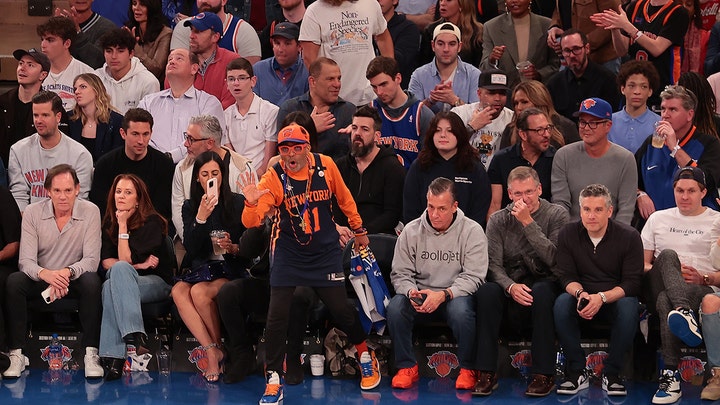 Knicks fans celebrate team’s series win over the Cavaliers