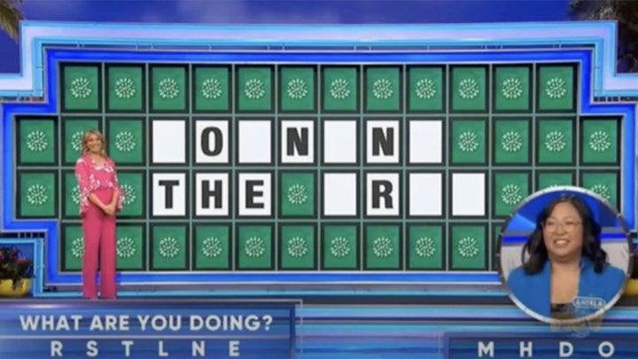 ‘Wheel of Fortune’ hosts avoid arguments for nearly 4 decades, except that one time