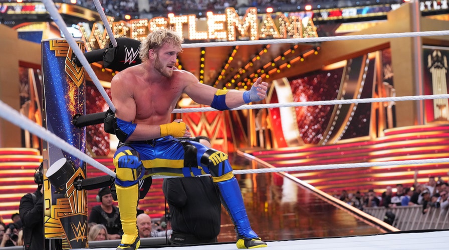 Logan Paul enters WrestleMania 39 match on zipline, stuns with frog splash 