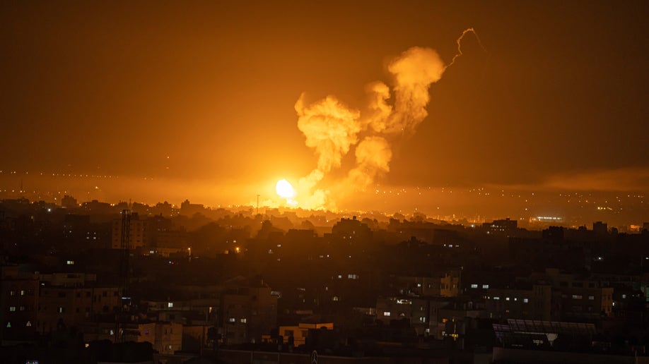 Israel Launches Airstrikes On Hamas Tunnels And Weapon Sites In Gaza ...