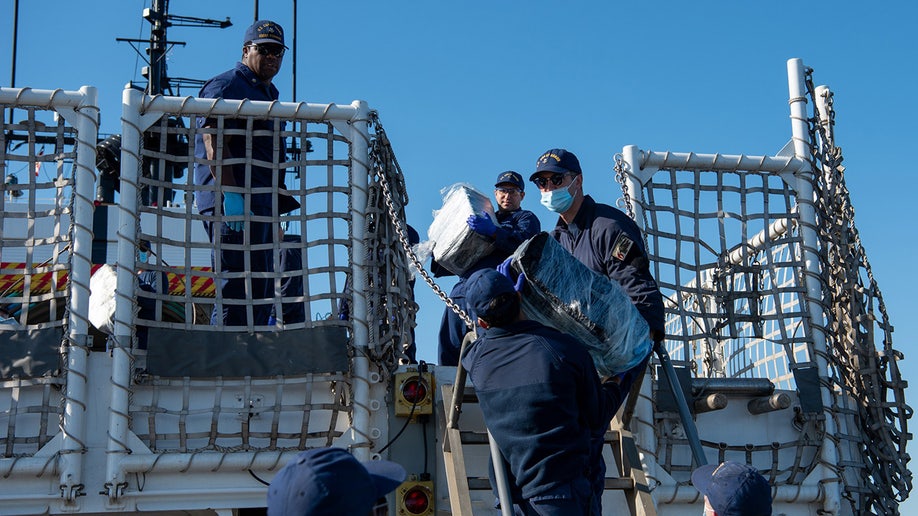 crew carrying cocaine off vessel