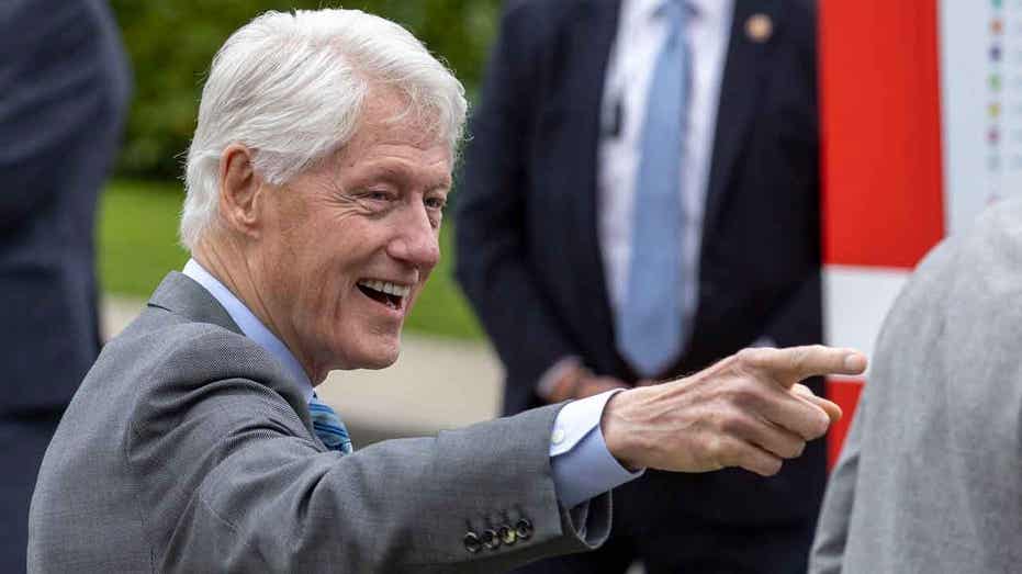 Former President Bill Clinton says he is optimistic the Northern Ireland government will soon be revived